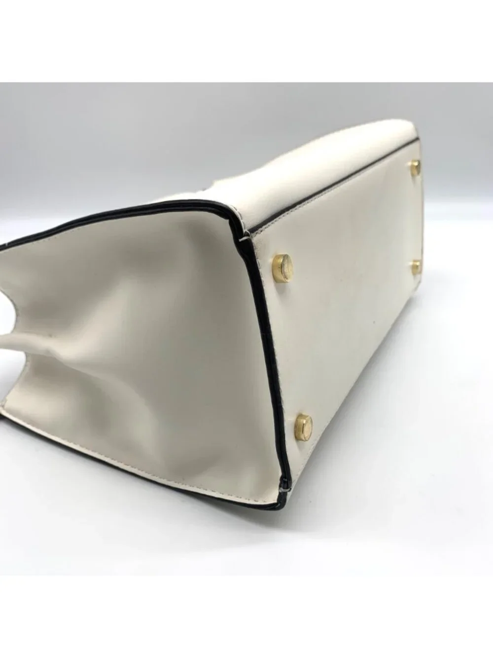 Crown & Ivy White Convertible Crossbody Satchel